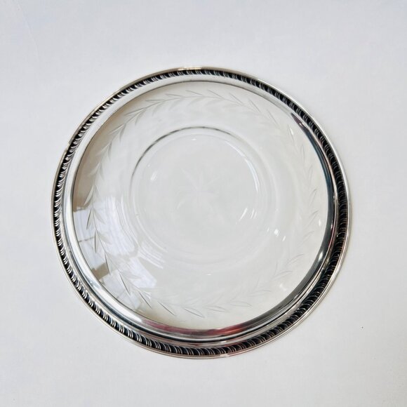 Vintage Sterling Silver Trimmed Glass/Crystal 7.5” Serving plate - Picture 5 of 7